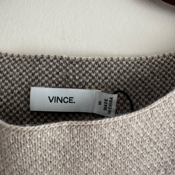 Vince • Intarsia Wool Cashmere Colorblock Sweater - Picture 3 of 8